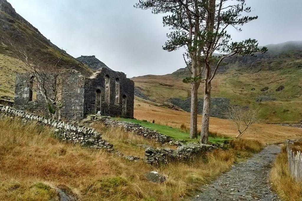 Villa Mountain Walks Straight From The Doorstep Blaenau Ffestiniog Esterno foto